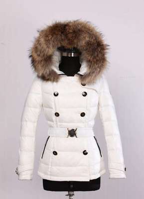 《高品質(zhì)羽絨服裝》團體標準發(fā)布,保暖舒適度再次提升